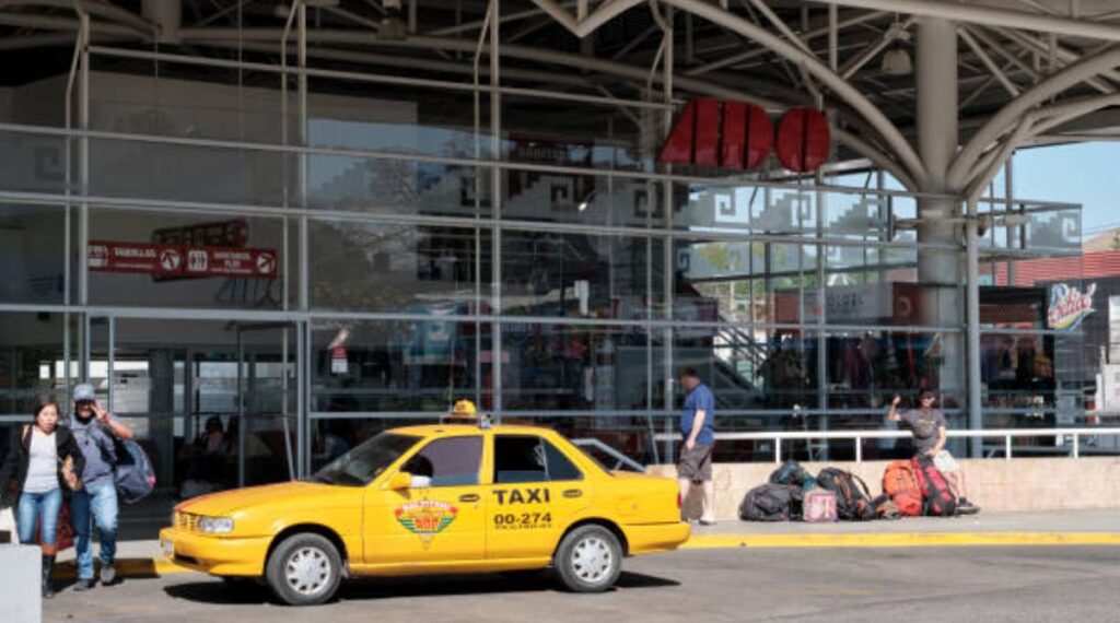 Authorised Taxis From Mexico Buses Station